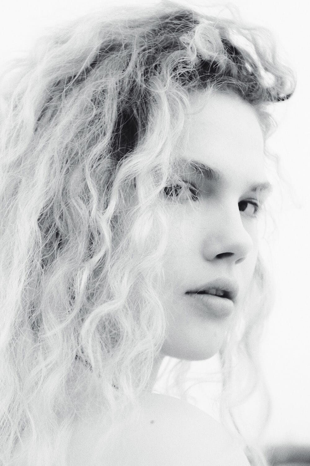 pexels-elena-rubtsova-15507531